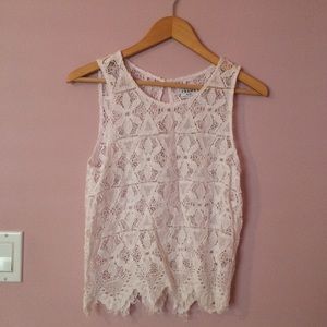 See-through pattern tank top